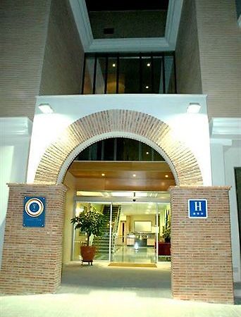 伊苏尔列雷纳酒店 外观 照片