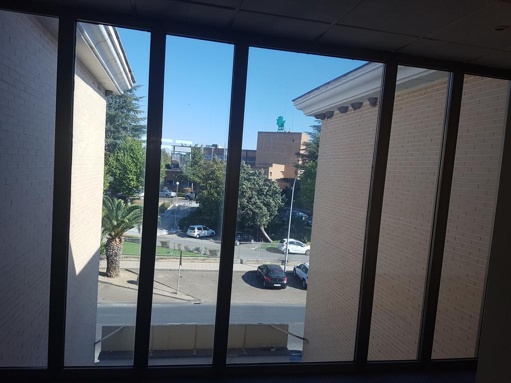 伊苏尔列雷纳酒店 外观 照片