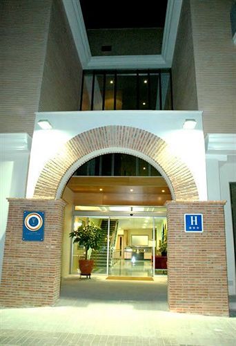 伊苏尔列雷纳酒店 外观 照片